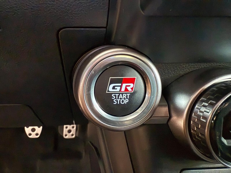 Toyota GR86 Vehicle Image 10