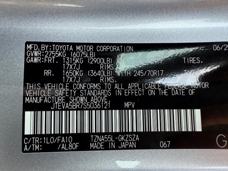 Toyota 4Runner Vehicle Image 19