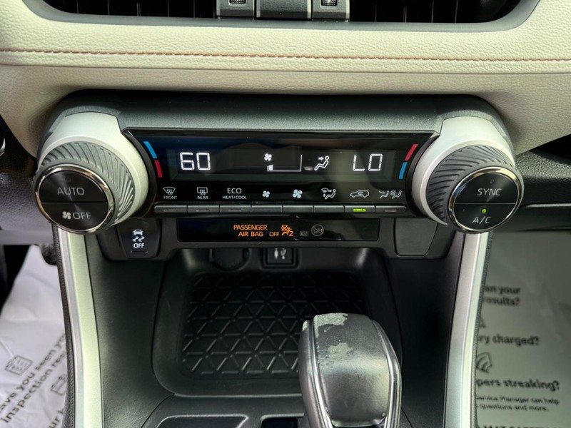 Toyota RAV4 Vehicle Image 20