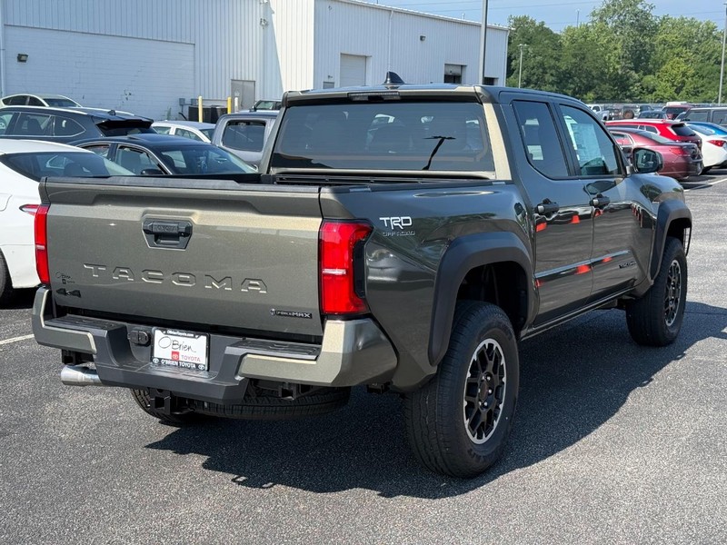 Toyota Tacoma 4WD Hybrid Vehicle Image 03