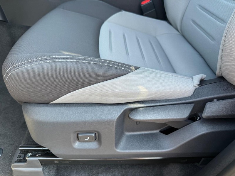 Toyota Tacoma 4WD Hybrid Vehicle Image 19