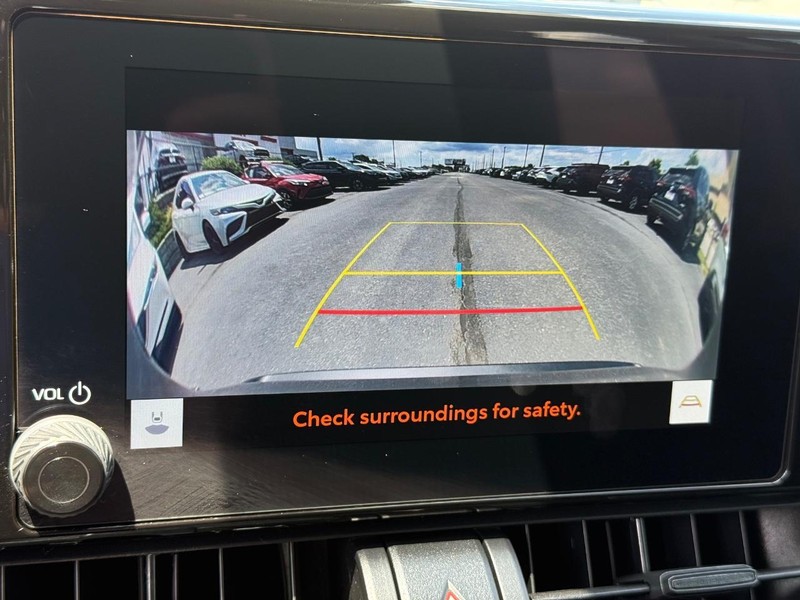Toyota RAV4 Vehicle Image 17