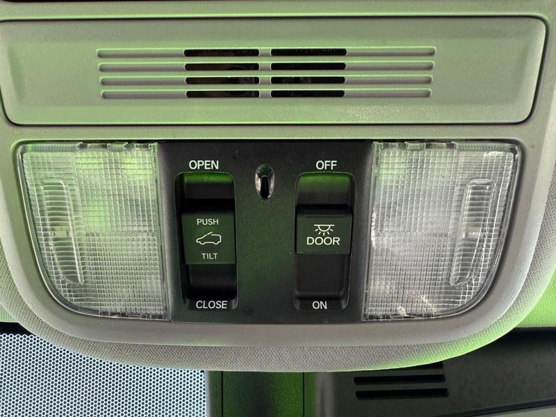 Honda Pilot Vehicle Image 25
