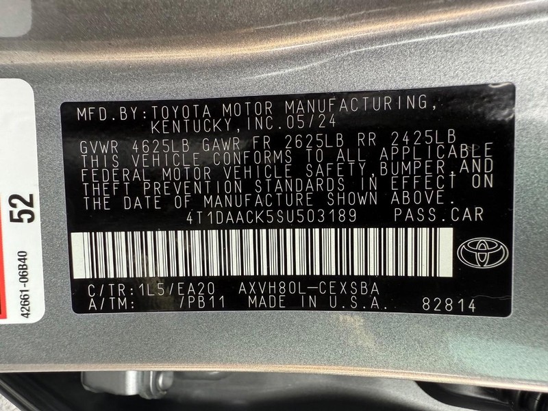 Toyota Camry Vehicle Image 25
