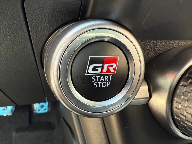 Toyota GR86 Vehicle Image 09