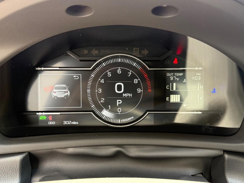 Toyota GR86 Vehicle Image 16