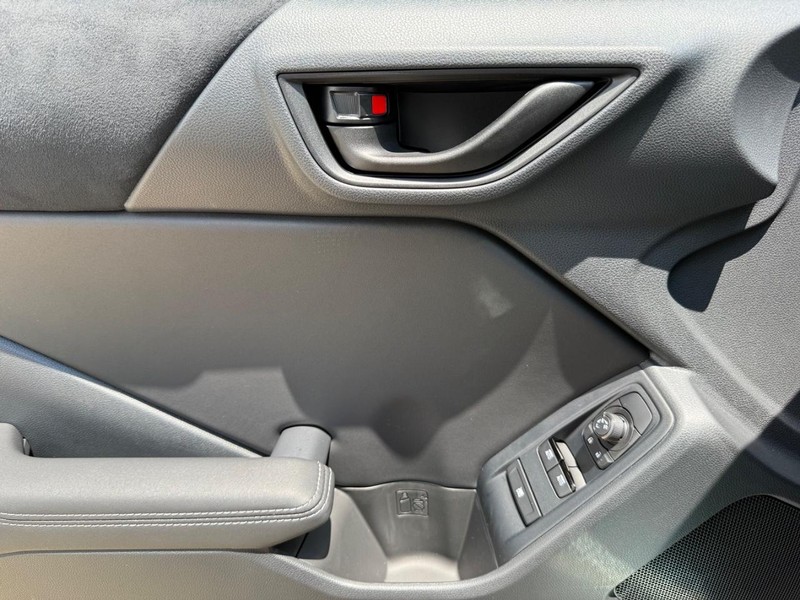 Toyota GR86 Vehicle Image 18