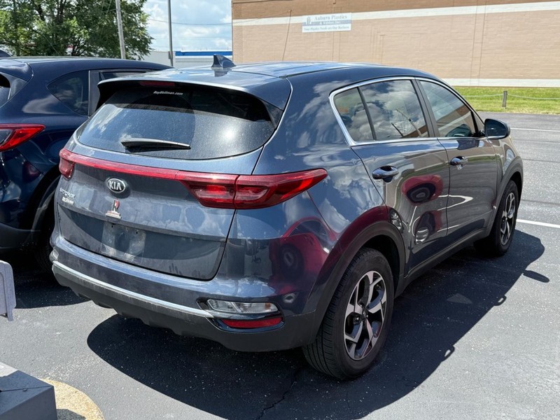 Kia Sportage Vehicle Image 04