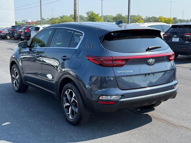 Kia Sportage Vehicle Image 05