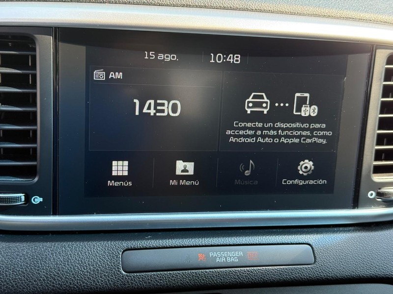 Kia Sportage Vehicle Image 15