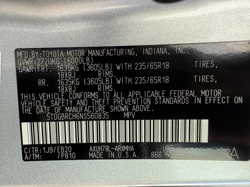 Toyota Highlander Hybrid Vehicle Image 29
