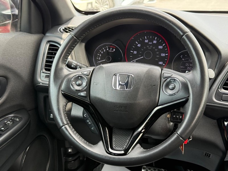 Honda HR-V Vehicle Image 12