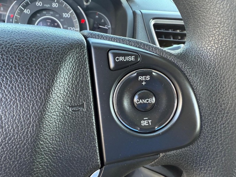 Honda CR-V Vehicle Image 15