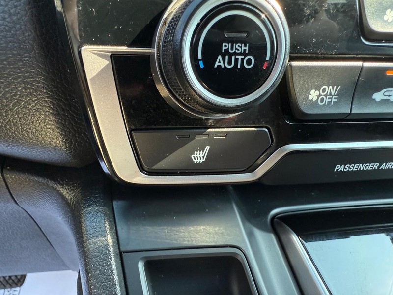 Honda CR-V Vehicle Image 18