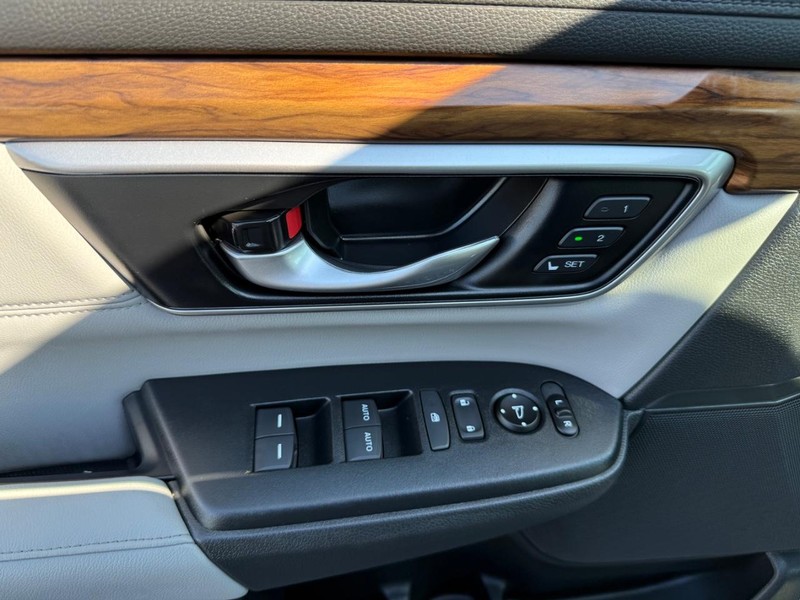 Honda CR-V Vehicle Image 27
