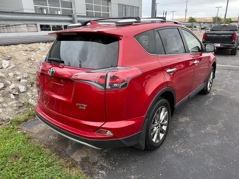 Toyota RAV4 Vehicle Image 04