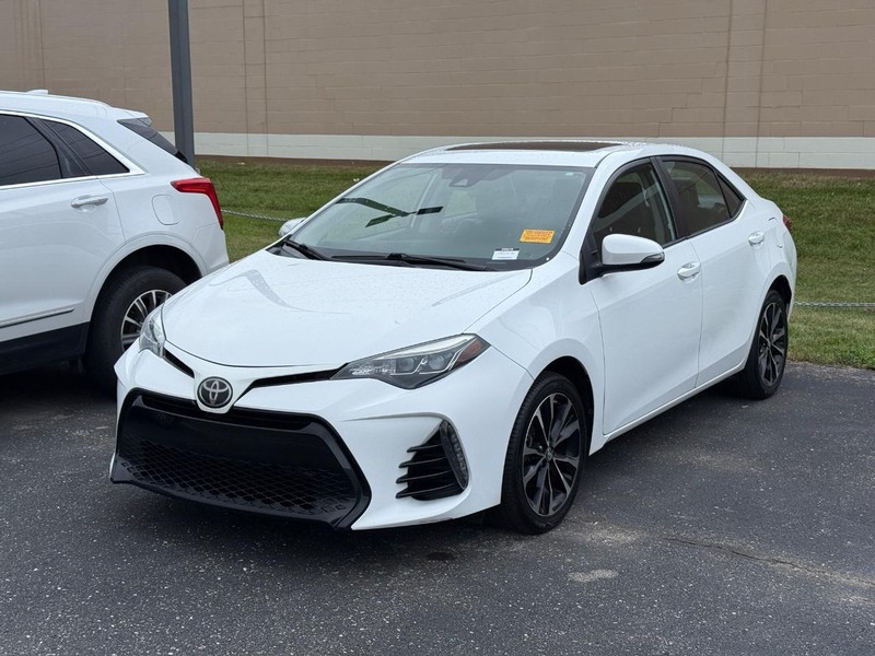 Toyota Corolla Vehicle Image 02