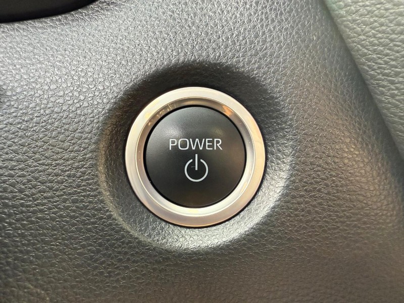 Toyota Corolla Hybrid Vehicle Image 15