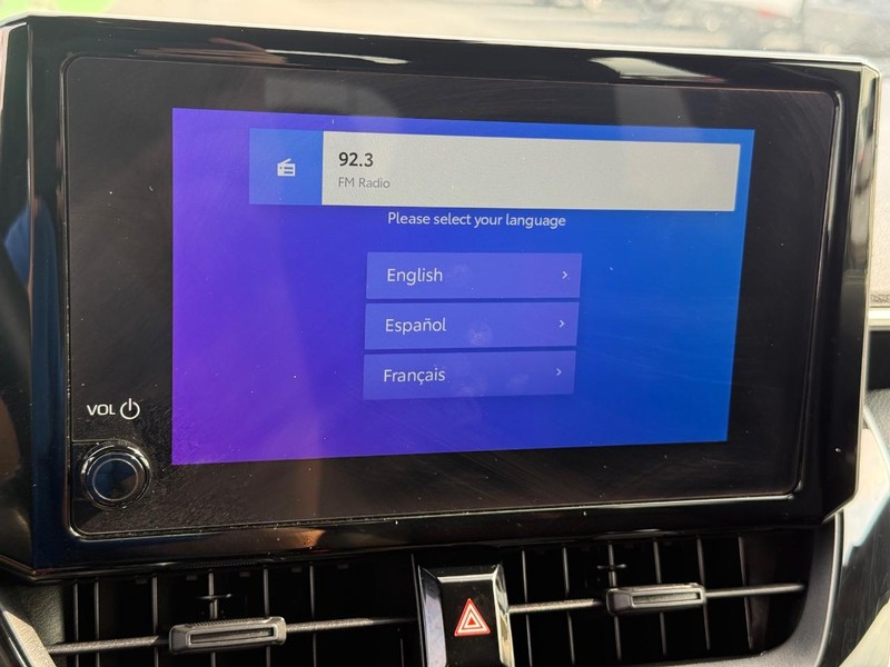 Toyota Corolla Hybrid Vehicle Image 16