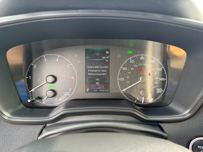 Toyota Corolla Hybrid Vehicle Image 21