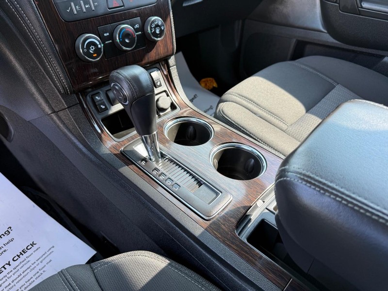 Chevrolet Traverse Vehicle Image 20