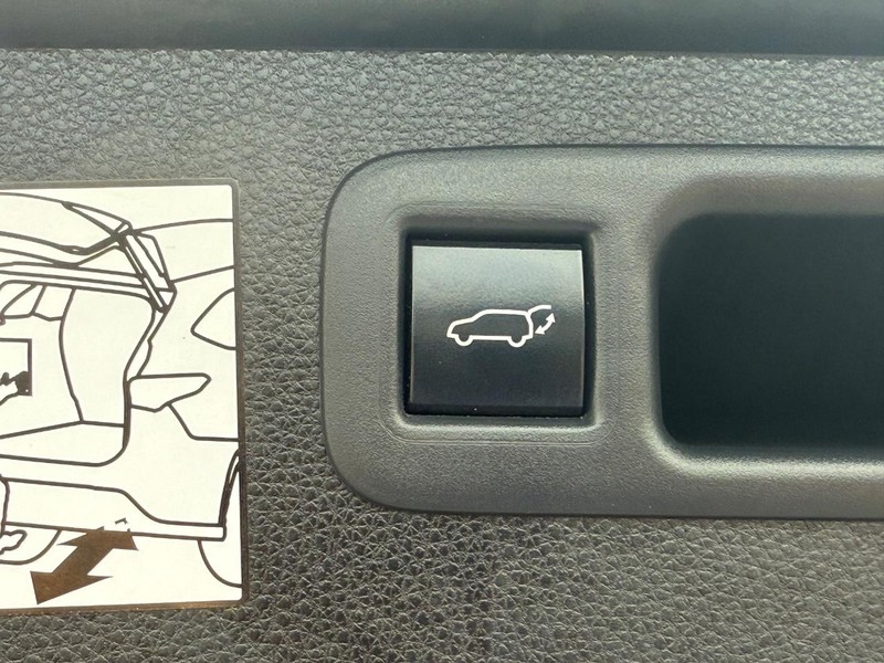 Toyota Highlander Vehicle Image 08