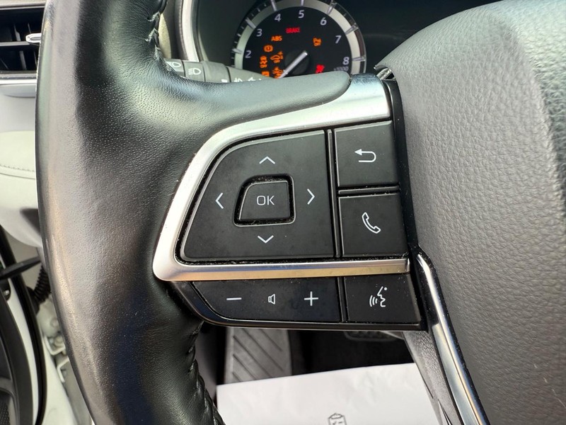 Toyota Highlander Vehicle Image 15