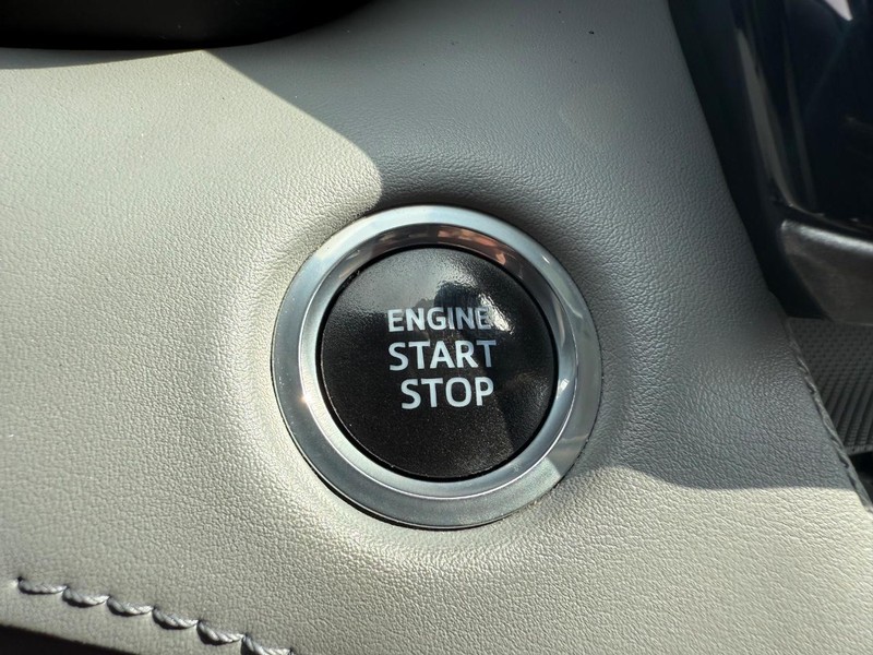 Toyota Highlander Vehicle Image 17