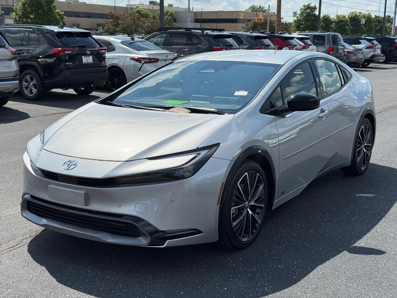 Toyota Prius Vehicle Image 08