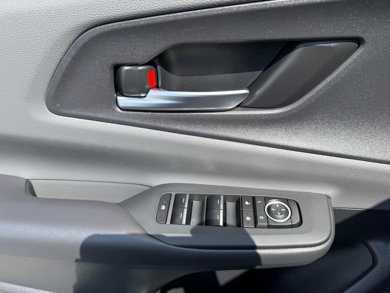 Toyota Prius Vehicle Image 23