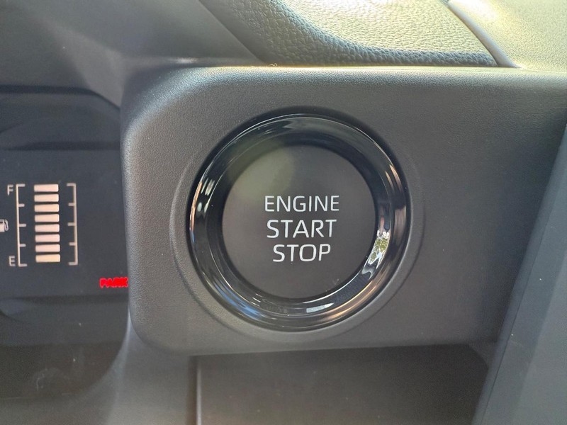 Toyota Tacoma 4WD Vehicle Image 09