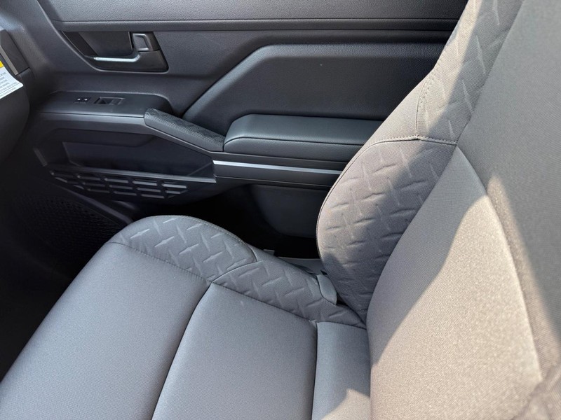 Toyota Tacoma 4WD Vehicle Image 15