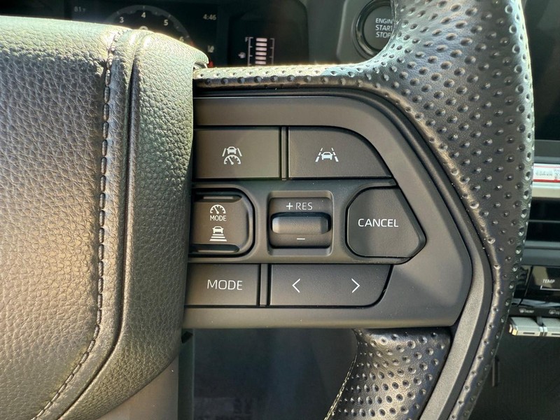 Toyota Tacoma 4WD Vehicle Image 08