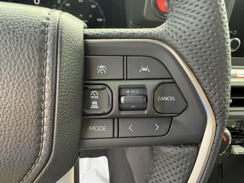 Toyota Tacoma 4WD Vehicle Image 08