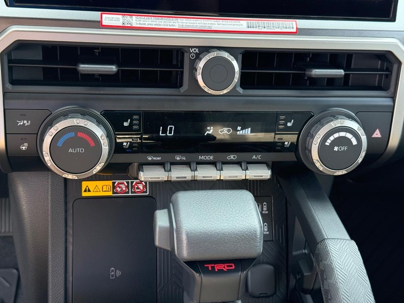 Toyota 4Runner Vehicle Image 14