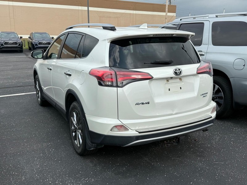 Toyota RAV4 Vehicle Image 03