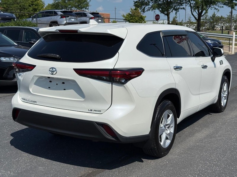 Toyota Highlander Vehicle Image 03