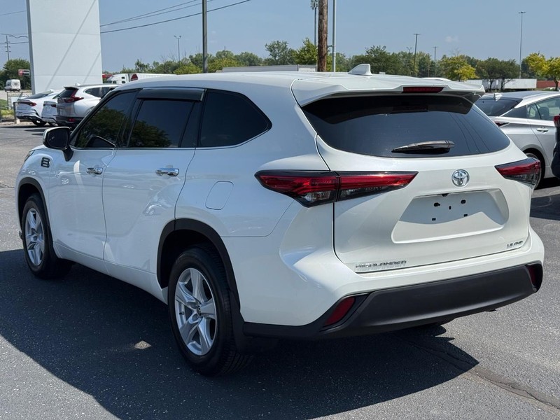 Toyota Highlander Vehicle Image 05