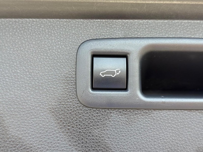 Toyota Highlander Vehicle Image 08
