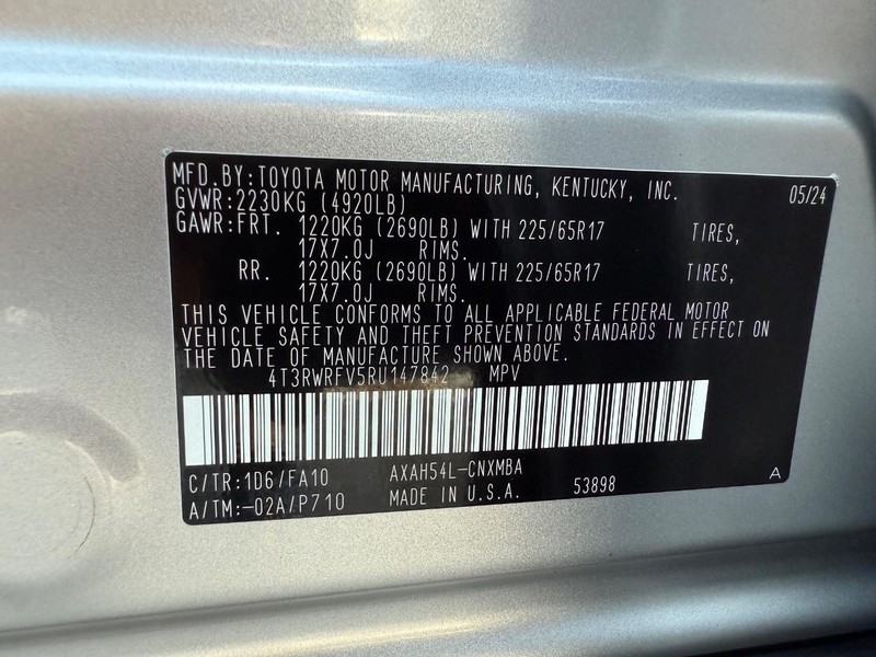 Toyota RAV4 Hybrid Vehicle Image 25