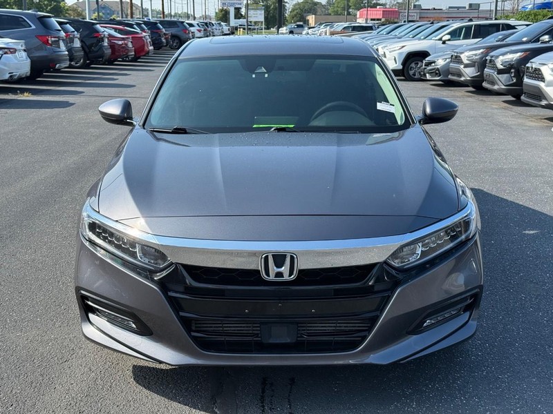 Honda Accord Sedan Vehicle Image 09