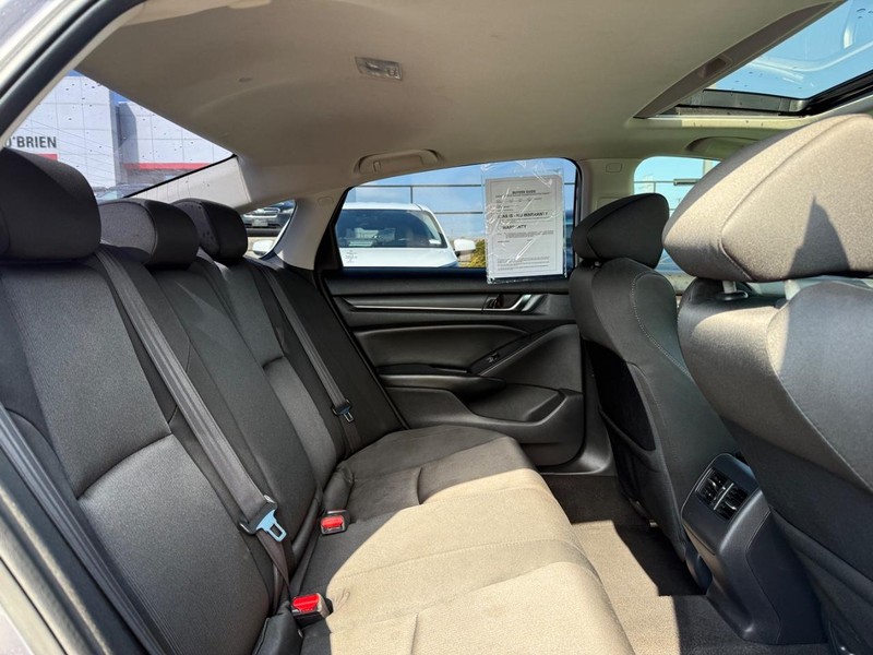 Honda Accord Sedan Vehicle Image 10