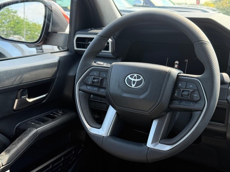 Toyota Tacoma 4WD Vehicle Image 06