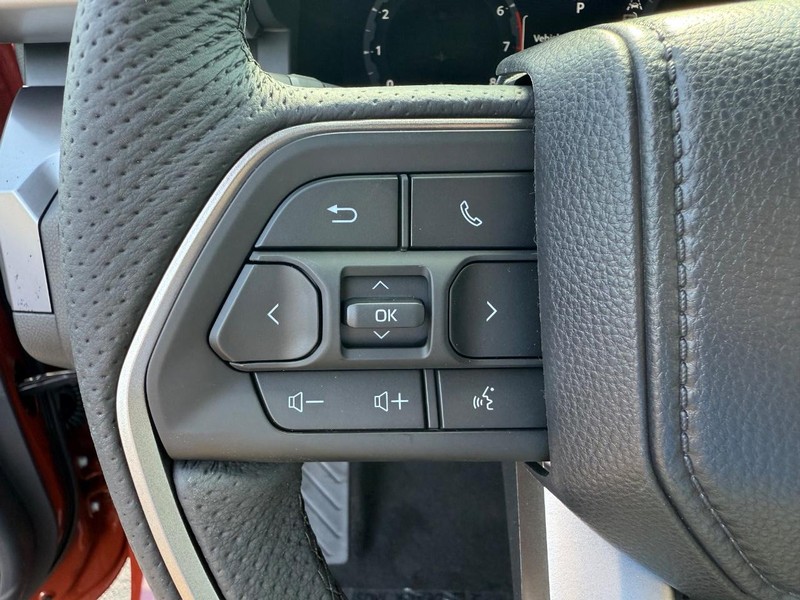 Toyota Tacoma 4WD Vehicle Image 07