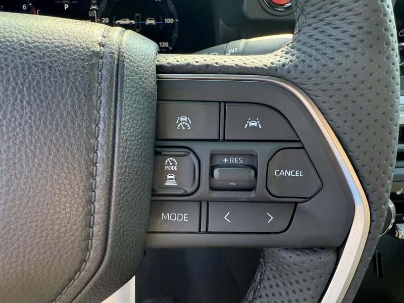 Toyota Tacoma 4WD Vehicle Image 08