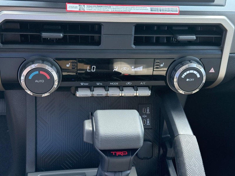Toyota Tacoma 4WD Vehicle Image 13