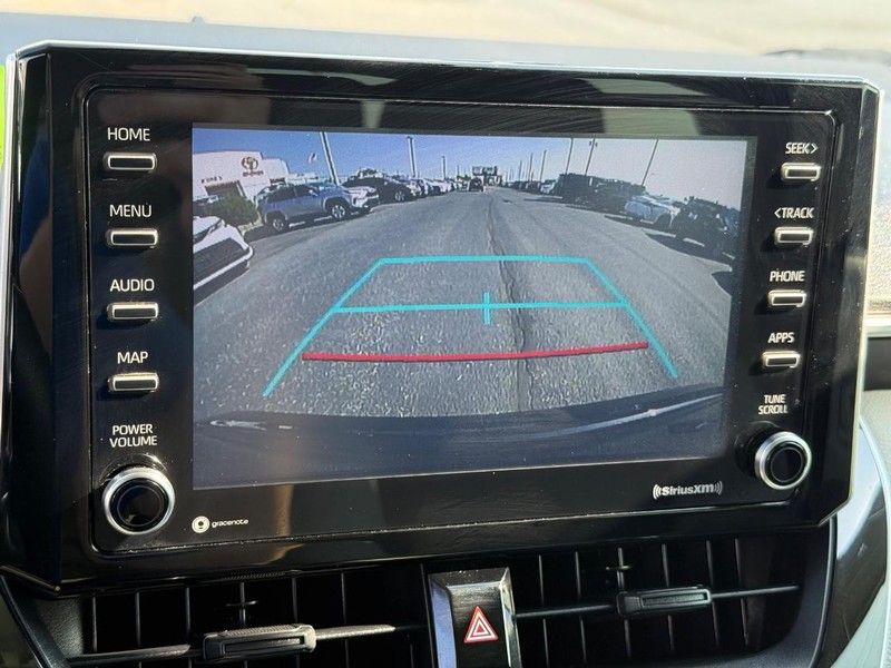 Toyota Corolla Hybrid Vehicle Image 17