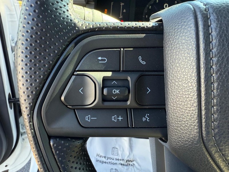 Toyota Tacoma 2WD Vehicle Image 07