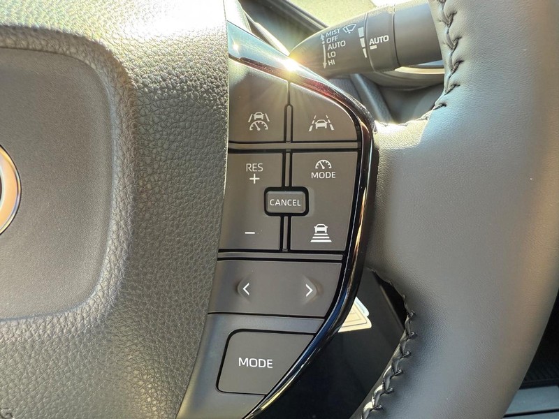 Toyota Prius Vehicle Image 08