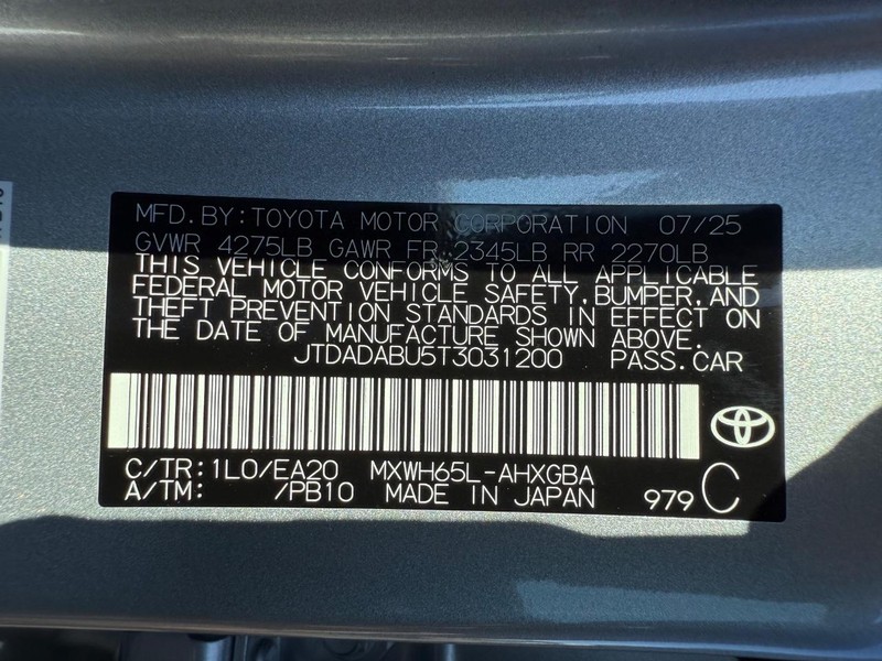 Toyota Prius Vehicle Image 20